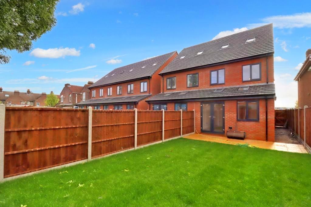 school-lane-luton-bedfordshire-lu4-9qs-3-bed-semi-detached-house-for