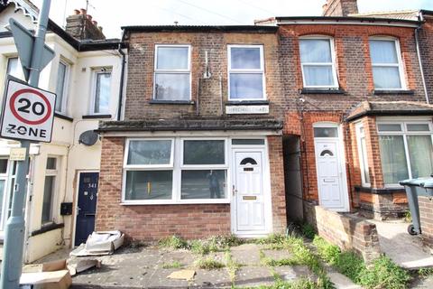 215 Hitchin Road, Luton, LU2 7SL