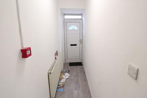 215 Hitchin Road, Luton, LU2 7SL