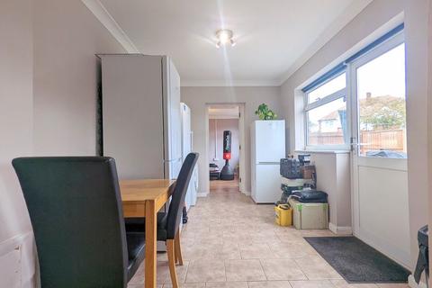12 Benedict Drive, Feltham, TW14 8JL