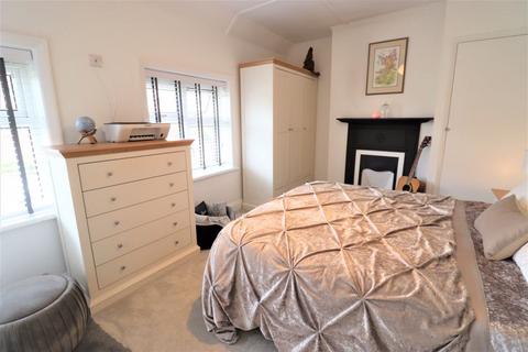 undefined, Clapham Common, Worthing