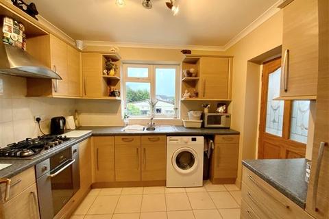 157 Sheffield Road, Woodhouse Mill, Sheffield, S13 9ZB