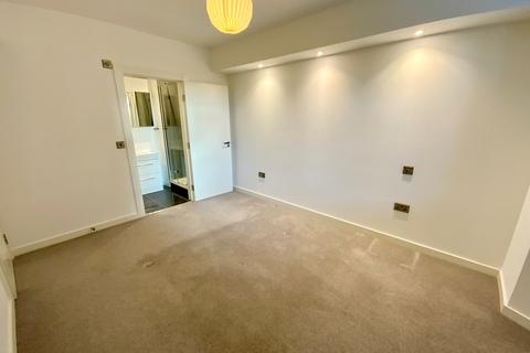 3 bedroom apartment for sale - Abbotshall Road, Kirkcaldy, Fife, KY1