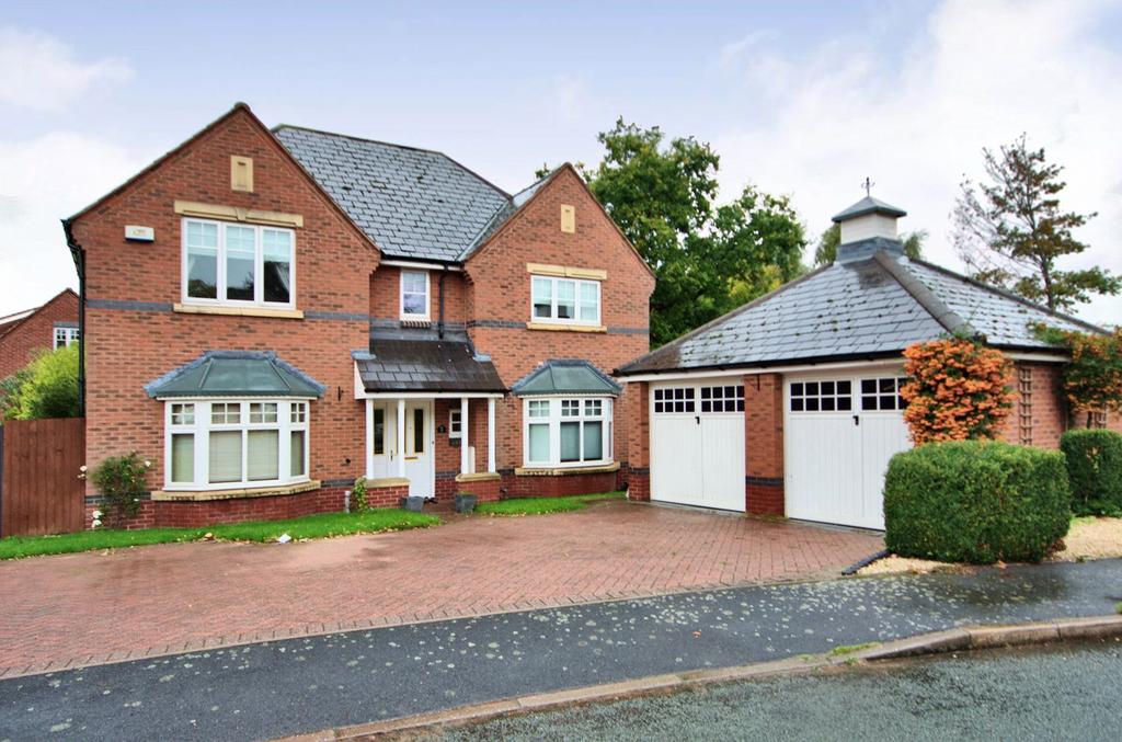 Ashmole Avenue, Burntwood, WS7 4 bed detached house £485,000
