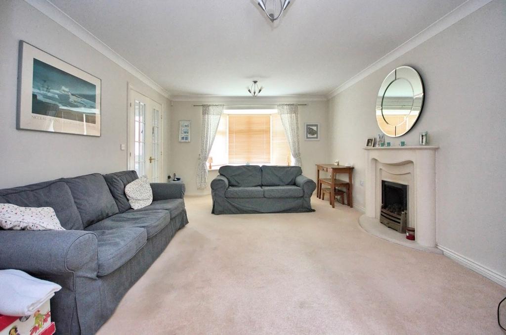 Ashmole Avenue, Burntwood, WS7 4 bed detached house £485,000