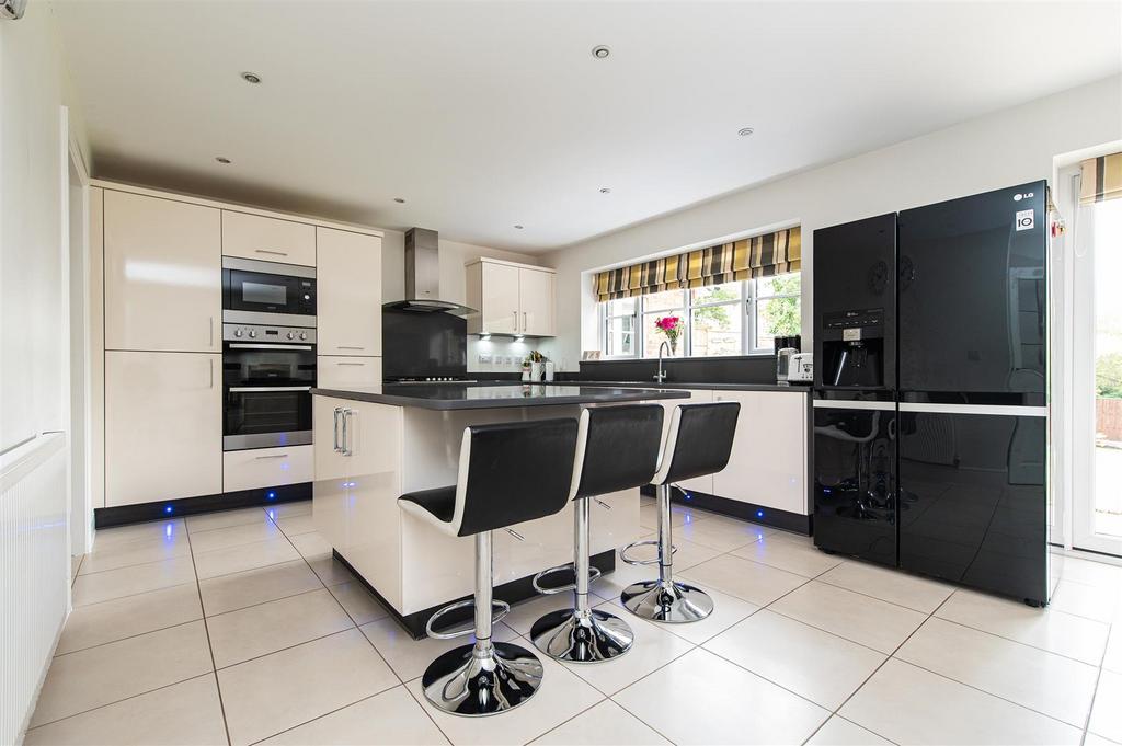 Sweetpool Lane, Hagley, Stourbridge 7 bed detached house for sale £