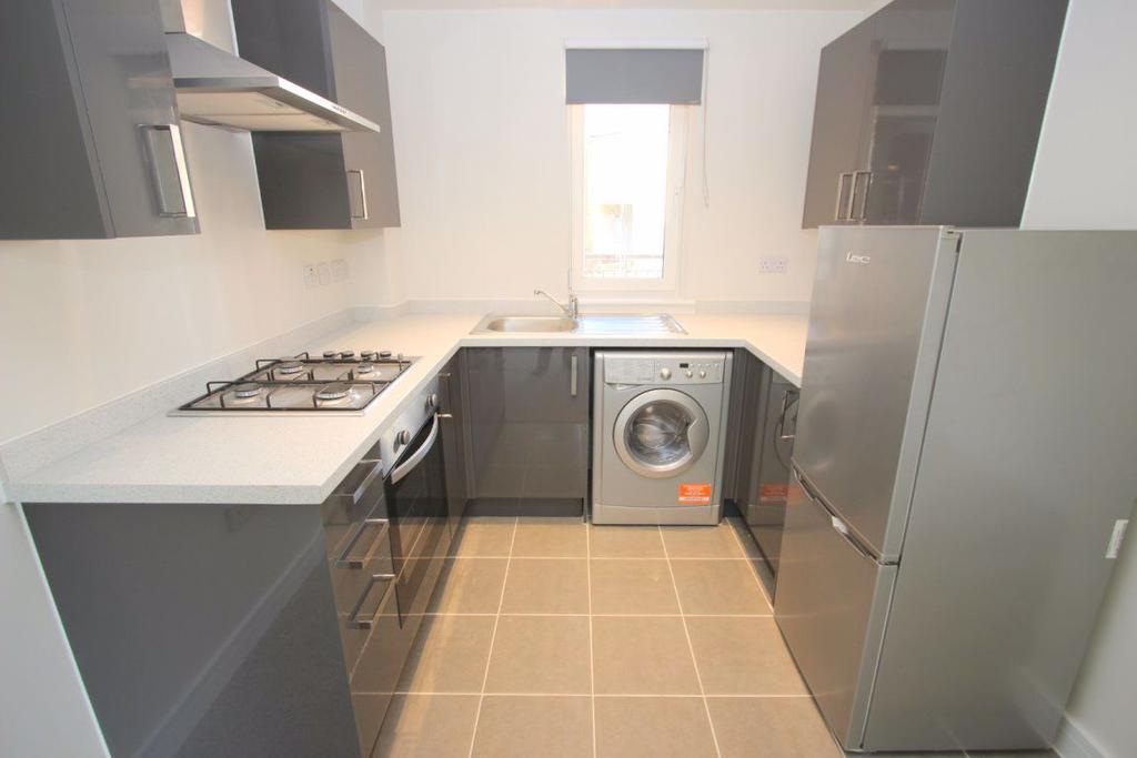 Bluebell Court, Linslade 1 bed flat £880 pcm (£203 pw)