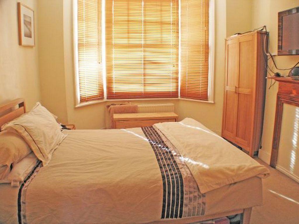Master bedroom.jpg