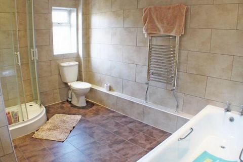 25a Bulstrode Road, Hounslow, TW3 3AW