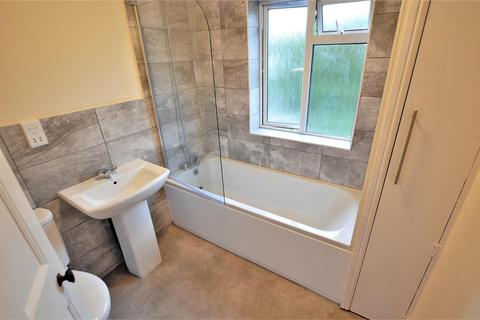 3 bedroom semi-detached house for sale - Hailles Gardens, Bicester