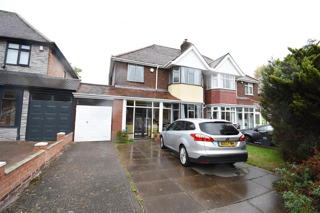 Sandhurst Avenue, Hodge Hill, Birmingham 3 bed semidetached house for