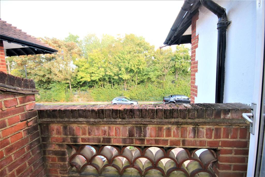 Balcony off bedroom 3: