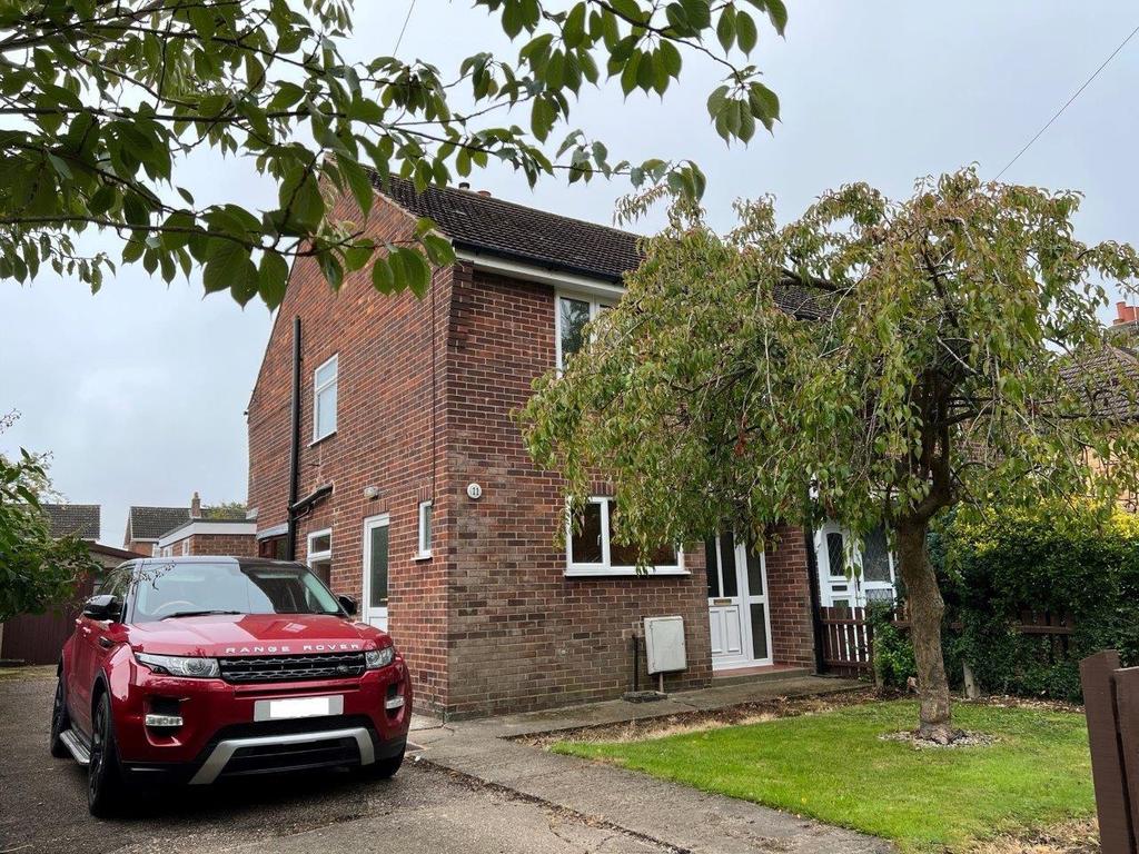 LOUGHBOROUGH ROAD, ASFORDBY, LEICESTERSHIRE 3 bed semidetached house