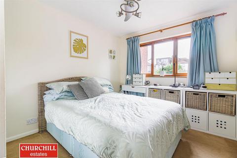 98 Maple Gate, Loughton, IG10 1PR