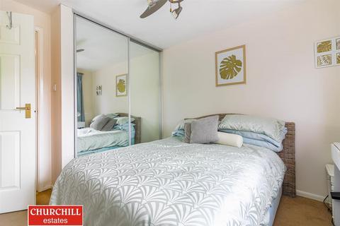 98 Maple Gate, Loughton, IG10 1PR
