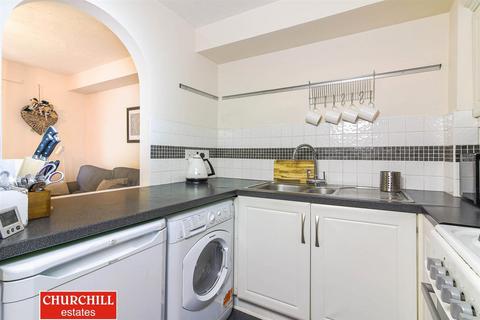 98 Maple Gate, Loughton, IG10 1PR