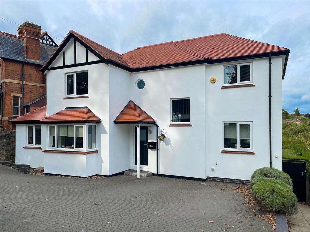 Madresfield Road, Malvern 3 bed detached house £585,000