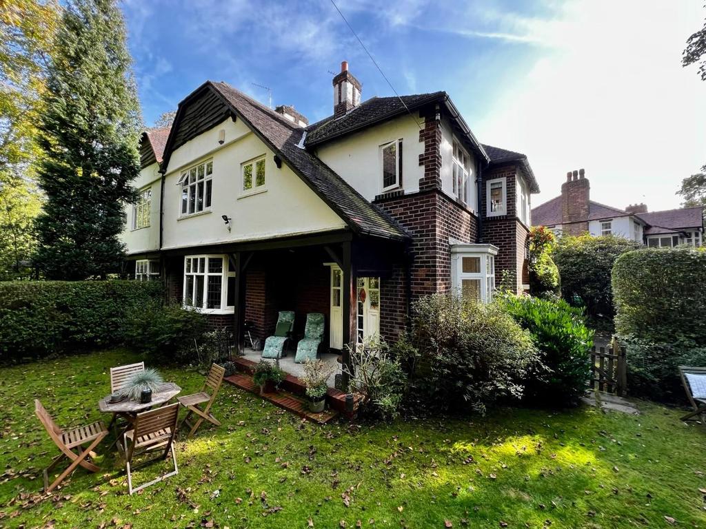 Manor Drive, Chorlton 4 bed semidetached house for sale £725,000