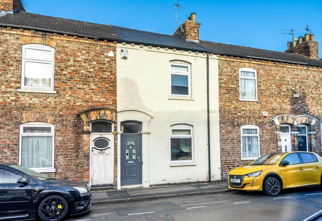 Newborough Street, Burton Stone Lane... 2 bed terraced house £250,000