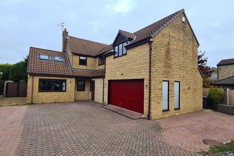 4 bedroom detached house for sale, Pinchfield Court, Wickersley, Rotherham