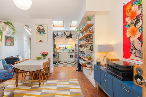10 Essery Road, Bristol, BS5 6JP