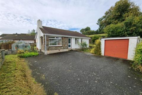 3 Tudor Close, Lifton, PL16 0EE