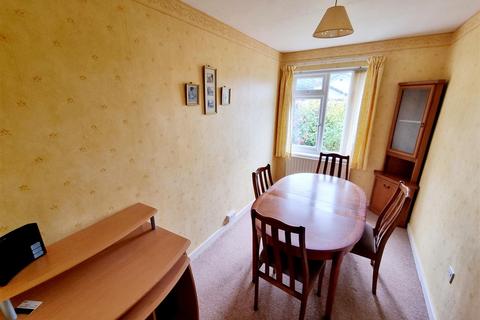 3 Tudor Close, Lifton, PL16 0EE
