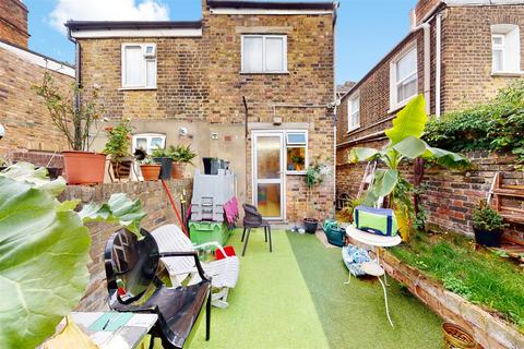3 bedroom terraced house for sale - Earlsmead Road, Kensal Green, London