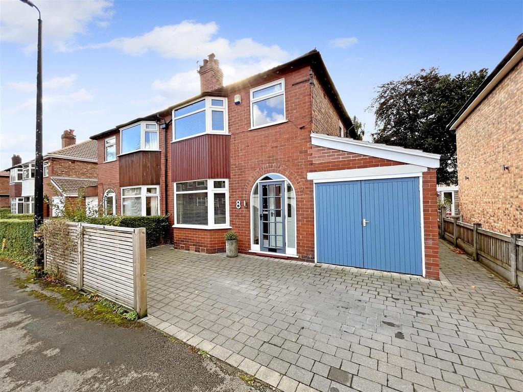 Leith Avenue, Sale 3 bed semidetached house £500,000