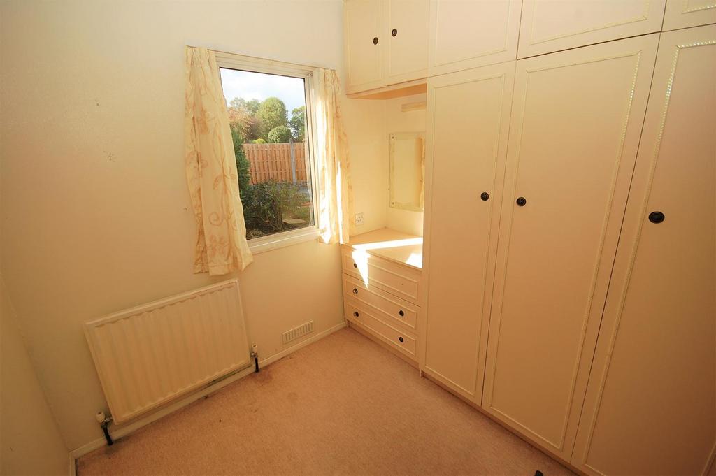 2newfielddrive BED2.JPG