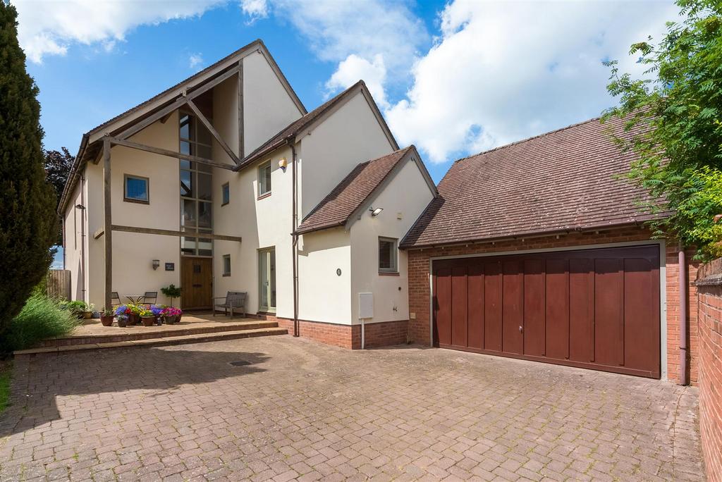 Loxley Fields, Loxley, Warwick 5 bed detached house for sale £775,000