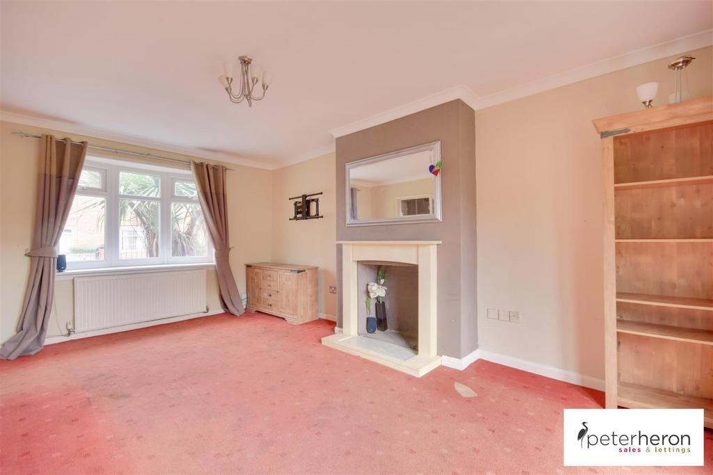 Hereford Court, Hill View, Sunderland 3 bed semidetached house £114,950