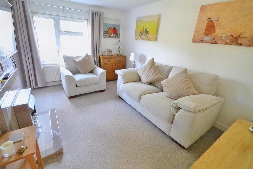 Neyland 1 bed semidetached bungalow £110,000