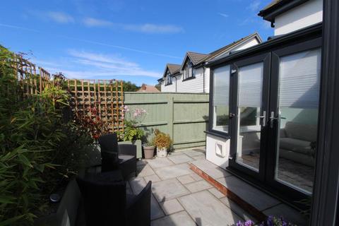 3 bedroom detached house for sale - The Old Bakehouse Mews , Highcliffe, Christchurch,Dorset, BH23 5FF