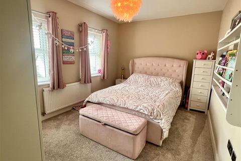 4 Cavendish Drive, Market Weighton, York, YO43 3GY