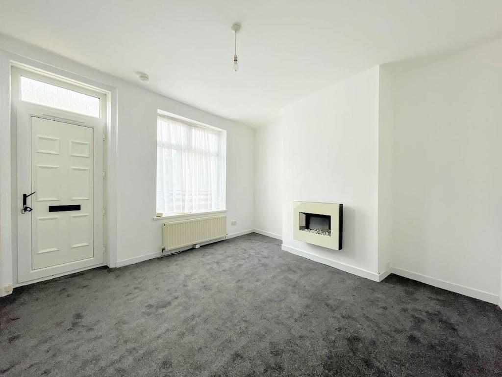 Bala Street, Barnsley, South Yorkshire 2 bed end of terrace house £