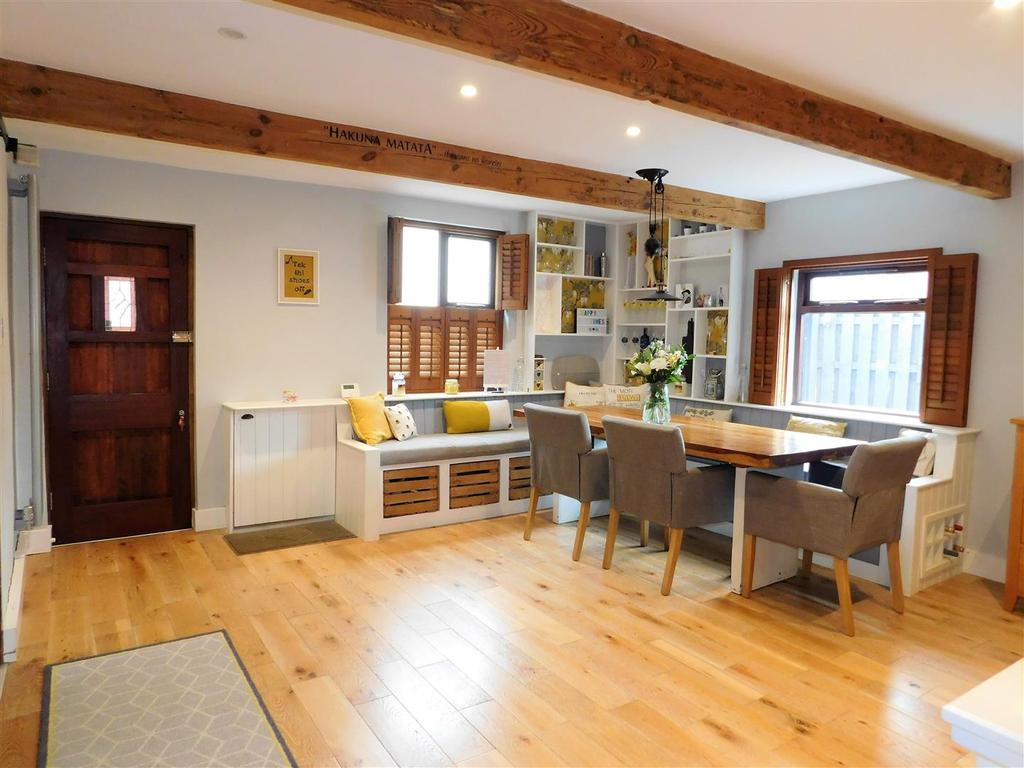 Graver Lane, Clayton Bridge, Manchester 3 bed cottage £275,000