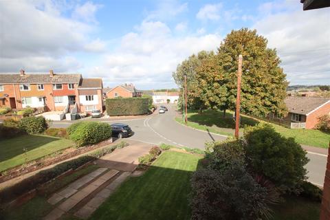 54 Aldens Road, Exeter, EX2 8UW