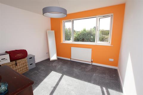 54 Aldens Road, Exeter, EX2 8UW
