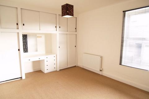 2 bedroom terraced house for sale, 67 Aisthorpe Road Woodseats Sheffield S8 8SY