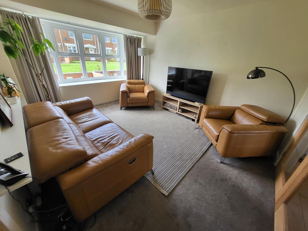 Peterborough Way, Fellgate, Jarrow... 4 bed semidetached house £225,000
