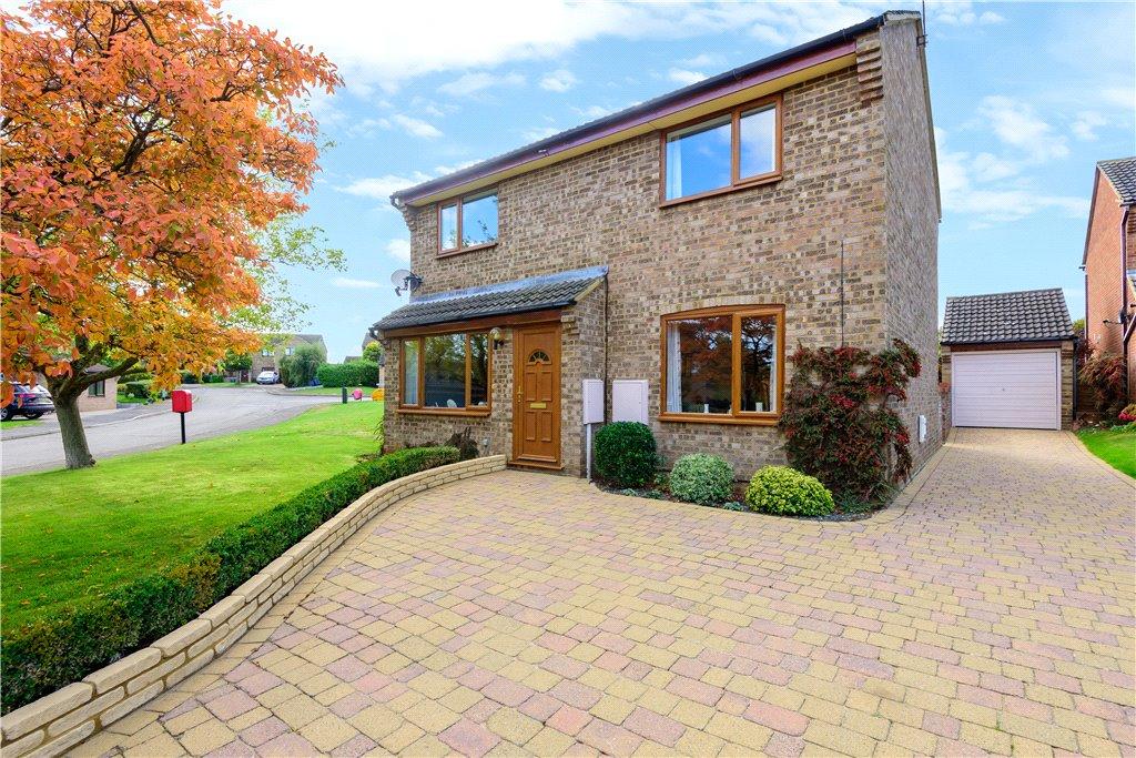 Wren Close, Towcester, NN12 4 bed detached house for sale £425,000