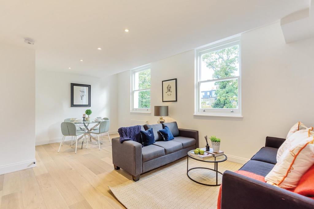 Victoria Rise Clapham Victoria Rise, Clapham 2 bed flat - £575,000