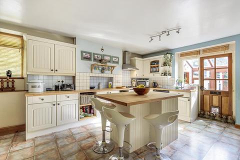 18 Kinsley Road, Knighton, LD7 1EA