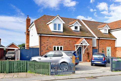 3 bedroom detached house for sale, Old Beams Yard, Brenzett, Romney Marsh, Kent