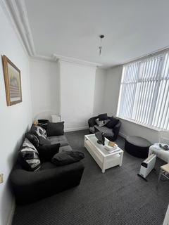 5 bedroom house to rent - 5 Bedroom House Salford