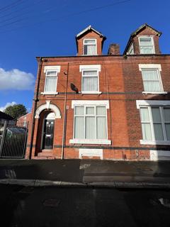 5 bedroom house to rent - 5 Bedroom House Salford