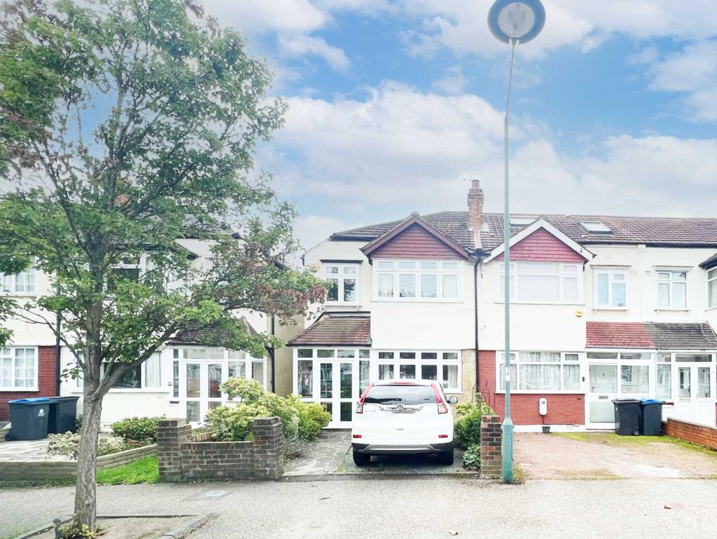 Cavendish Road, New Malden 3 bed end of terrace house for sale £650,000