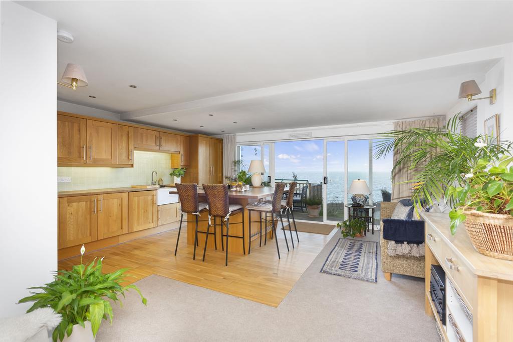 15 Eastfield, Edinburgh, EH15 2PN 4 bed semidetached house £700,000