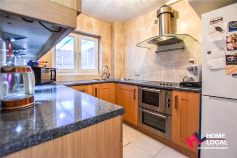 16 Allerton Close, Rochford, SS4 3AR